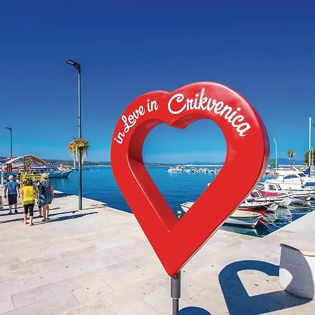 Luxurious In With Wifi Crikvenica