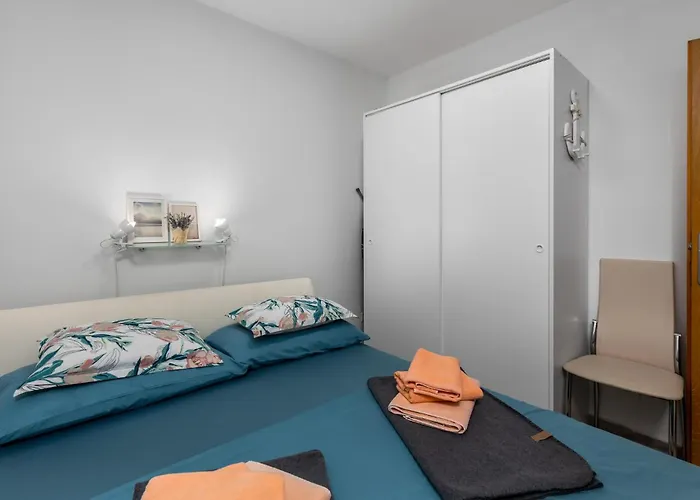 1 Bedroom Stunning In *
